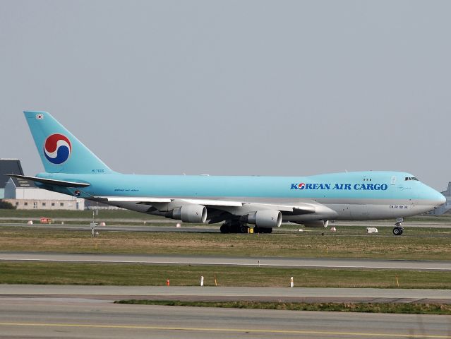 Boeing 747-400 (HL7605)