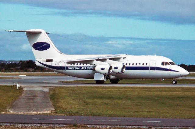 British Aerospace BAe-146-200 (VH-NJQ) - NATIONAL JET SYSTEMS - BRITISH AEROSPACE BAe-146-200 - REG : VH-NJQ (CN E2176) - WEST BEACH ADELAIDE SA. AUSTRALIA - YPAD (31/8/1992) 35MM SLIDE CONVERSION.