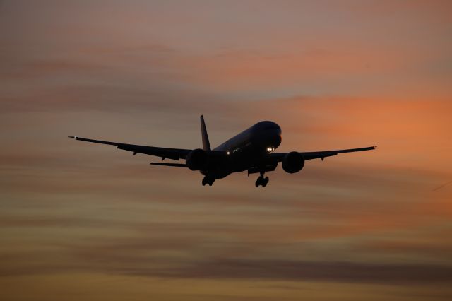 BOEING 777-300ER (RP-C7776)