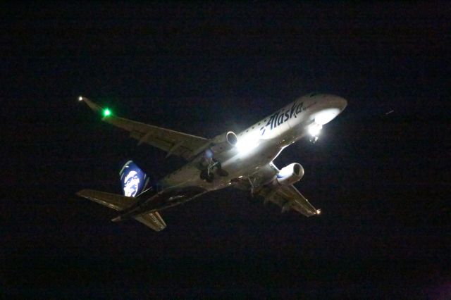 Embraer 175 —