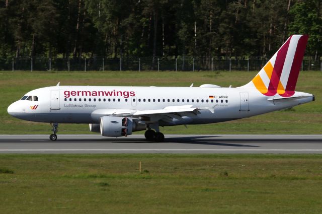 Airbus A319 (D-AKNR)