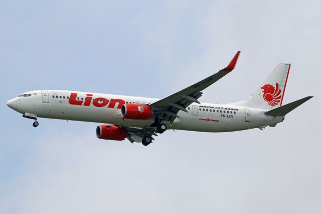 Boeing 737-900 (PK-LSR)