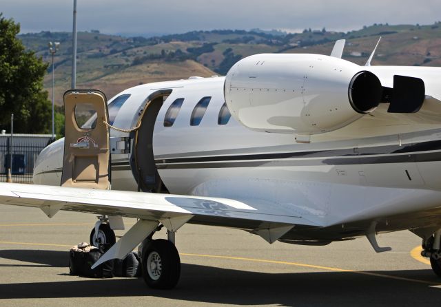 Cessna Citation CJ1 (N525LK) - Your chariot awaits.