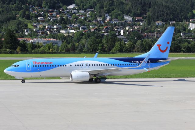 Boeing 737-800 (G-FDZJ)