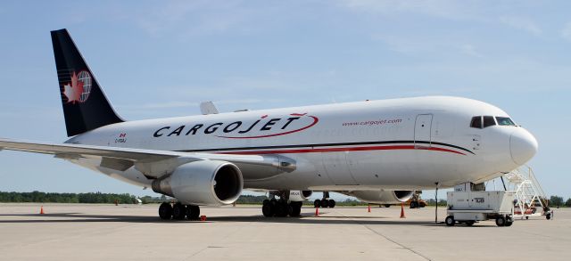 BOEING 767-200 (C-FGAJ) - CargoJet 767