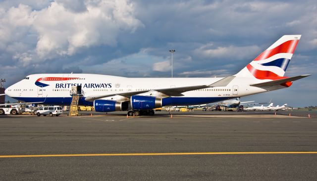 Boeing 747-400 (G-BYGA)