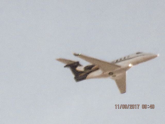 Embraer Phenom 300 (N368AS)