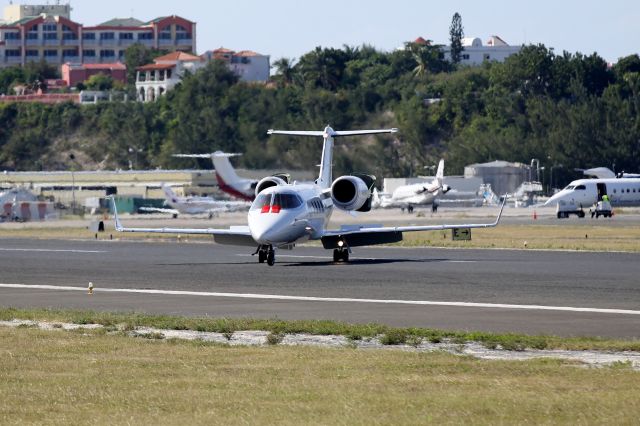 Learjet 60 (N88MZ)