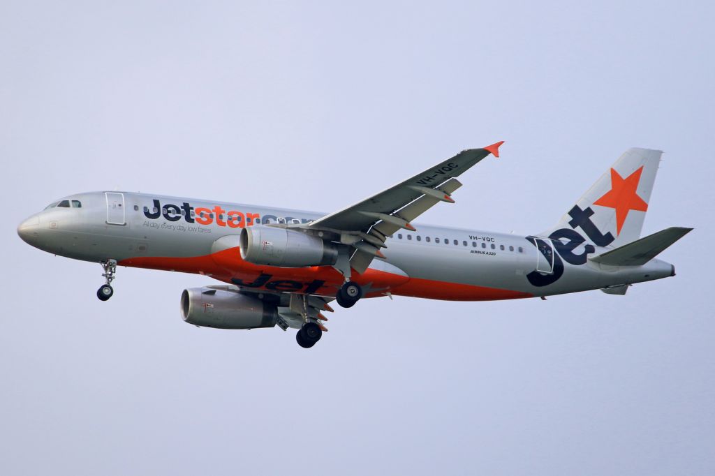 Airbus A320 (VH-VQC)