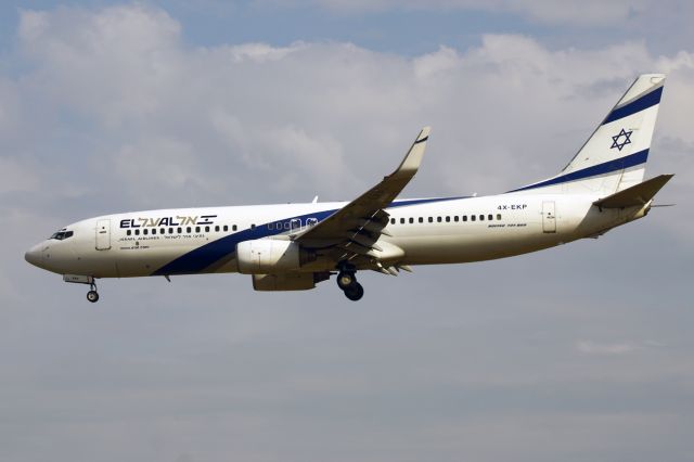 Boeing 737-800 (4X-EKP)