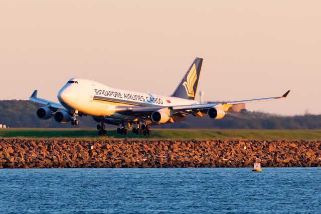 Boeing 747-400 (9V-SFK) - SQ7286 / SIA7286 fr. SIN Singapore 10/01/2021 YSSY