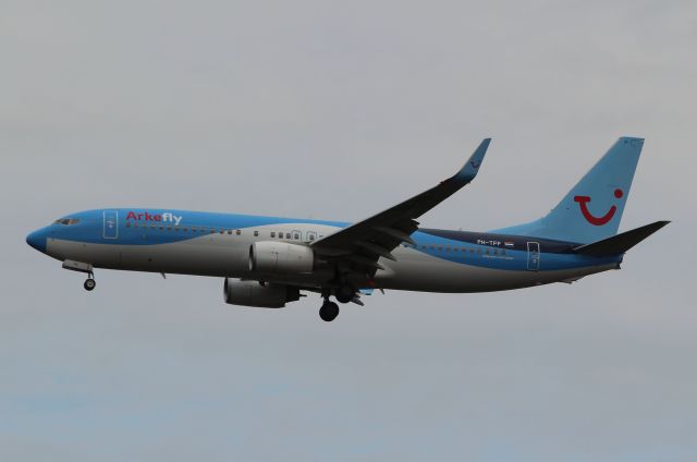 Boeing 737-800 (PH-TFF) - First Dutch TUI fly group plane in new colors