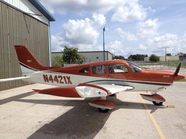 Piper Cherokee Arrow (N4421X)