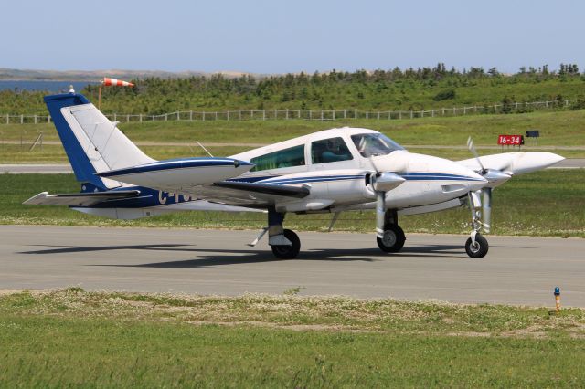 Cessna 310 (C-FJBK)