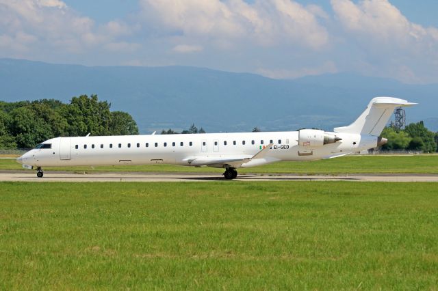 Canadair Regional Jet CRJ-900 (EI-GED)