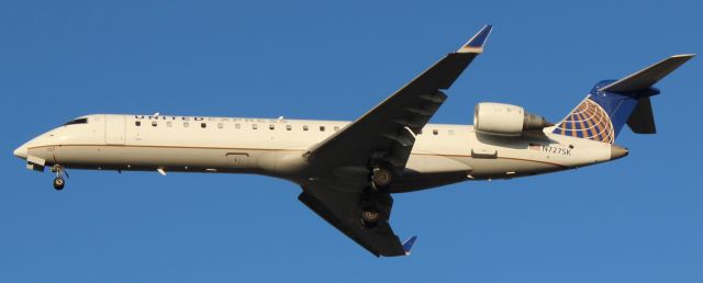 Canadair Regional Jet CRJ-200 (N727SK) - 2-19-15