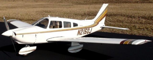 Piper Cherokee (N2150J)