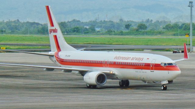 Boeing 737-800 (PK-GFN)