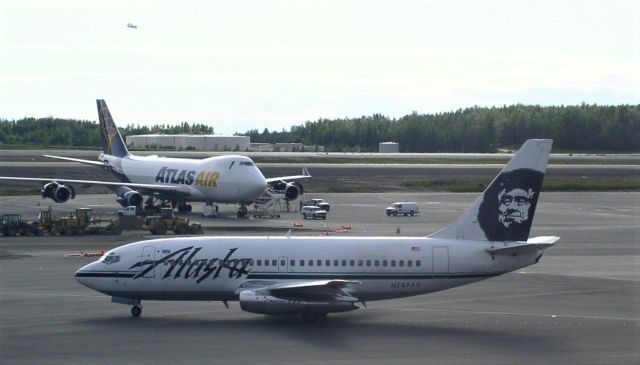 Boeing 737-200 (N747AS)