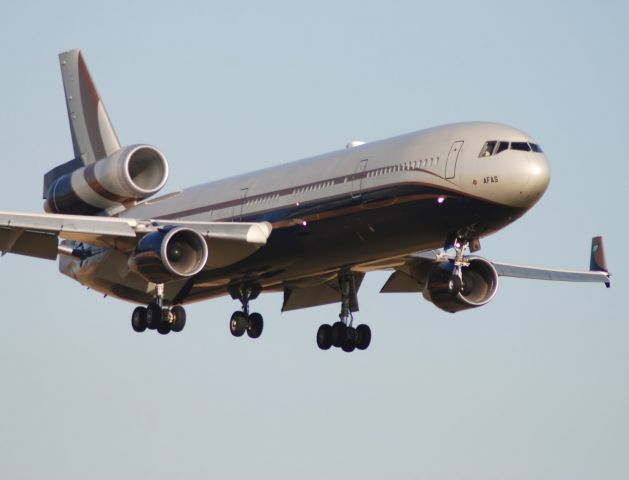 Boeing MD-11 (HZ-AFAS)