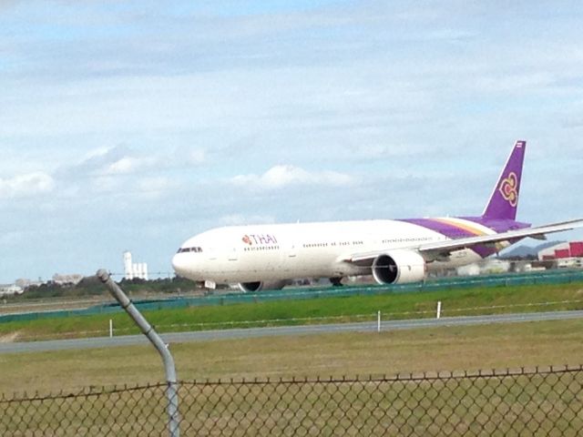 Boeing 777-200 (HS-TKL) - B777-300 landing. I took this photo half a year ago.