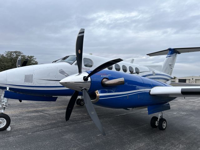 Beechcraft Super King Air 200 (N22PE)