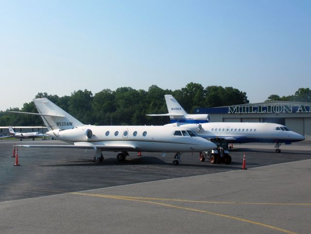 Dassault Falcon 20 (N520AW) - Fast jet.