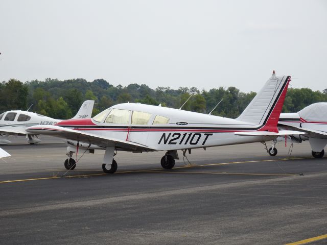 Piper Cherokee (N2110T)