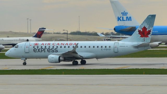 Embraer ERJ 175 (C-FEKD) - 5/6/19