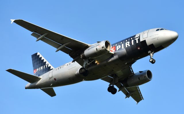 Airbus A319 (N523NK) - The very non-yellow "Spirit of Tampa" on short final to 23R at RDU, 6/30/19.