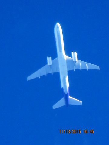 Boeing 757-200 (N966FD)