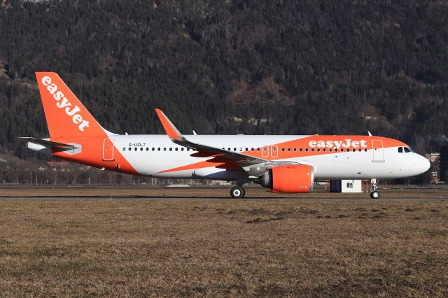 Airbus A320neo (G-UZLT)