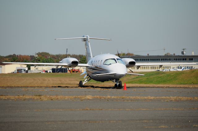 Piaggio P.180 Avanti (N134SL)