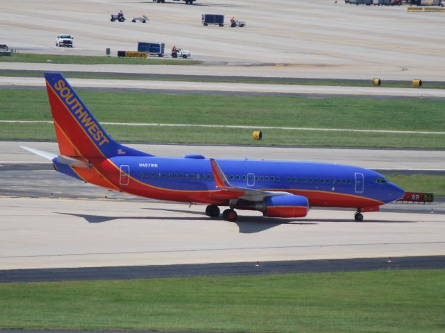 Boeing 737-700 (N467WN) - Taxiing - 6/16/12