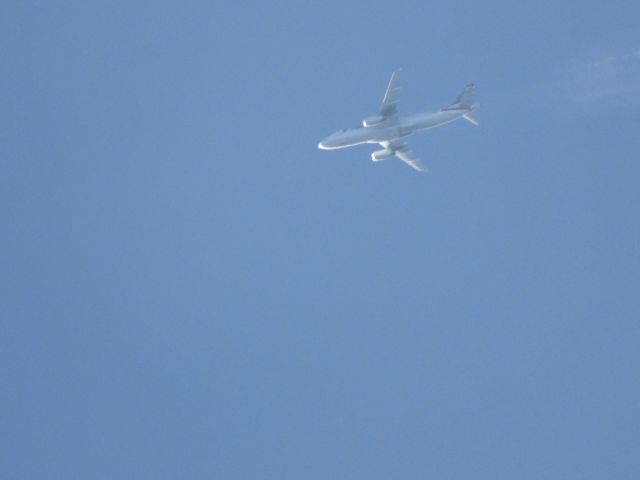 Airbus A320 (N668AW) - AAL1108