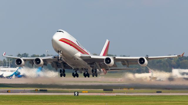 Boeing 747-400 (N709CK) - Runway 27 departure for seoul