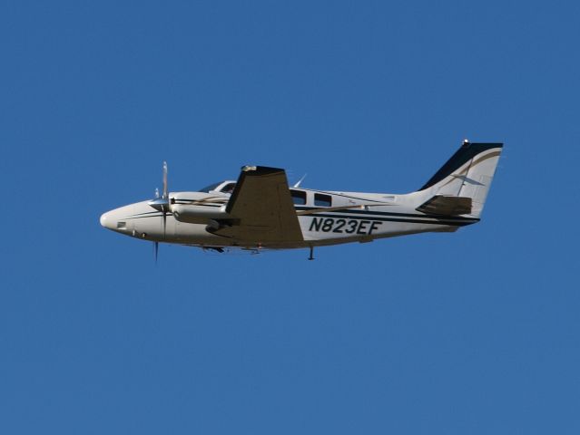 Beechcraft Baron (58) (N823EF) - Taking off from Runway 21 @ K1B1, returning to KSWF . 11/29/2017