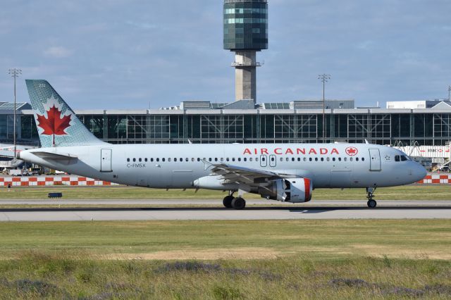 Airbus A320 (C-FMSX)