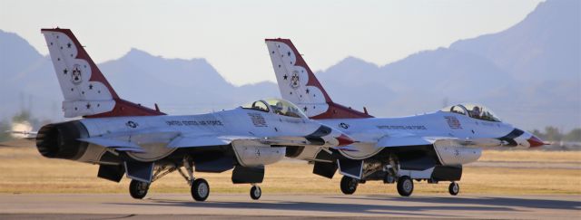 Lockheed F-16 Fighting Falcon — - Thunder and Lightning Over Arizonabr /Davis Monthan Air Force Base, Tucson, Arizonabr /6 Nov 21