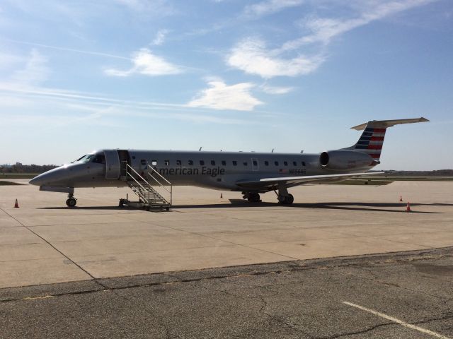 Embraer ERJ-135 (N856AE) - A recruiting stop brought this Embraer 135 to Purdue University. 