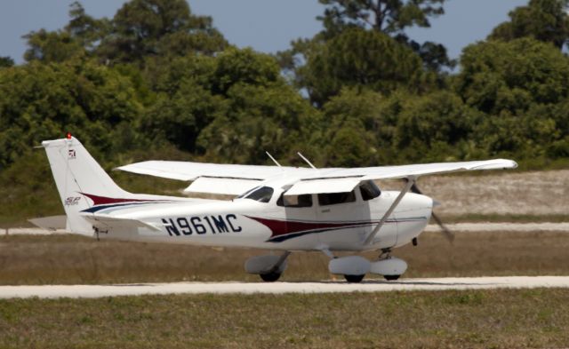 Cessna Skyhawk (N961MC)