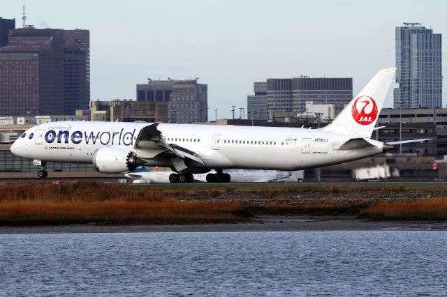 Boeing 787-9 Dreamliner (JA861J)