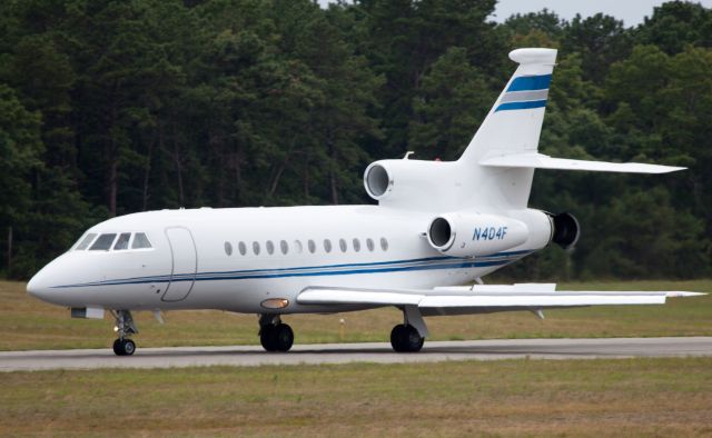 Dassault Falcon 900 (N404F) - Rollout RW10.