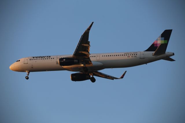 Airbus A321 (XA-VRC)