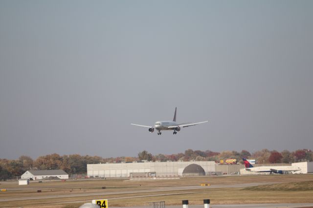 BOEING 767-300 (N486AX) - Omni Air 767 arrival 23R. Chartered by US Military.