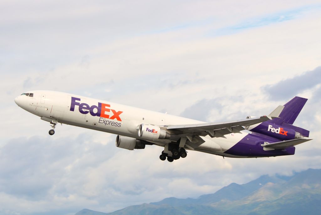 Boeing MD-11 (N529FE)
