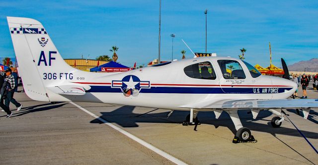 Cirrus SR-20 (10-0101) - Cirrus T-53A Kadet ll 10-0101 AF 306th Flying Training Group - Aviation Nation 2022br /br /Nellis AFB (LSV / KLSV)br /br /USA - Nevada, November 5, 2022br /br /Photo: TDelCoro