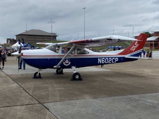 Cessna Skylane (N602CP) - Date Taken: September 10, 2022br /From the 2022 Smoky Mountain Airshow, starring the US Navy Blue Angels!