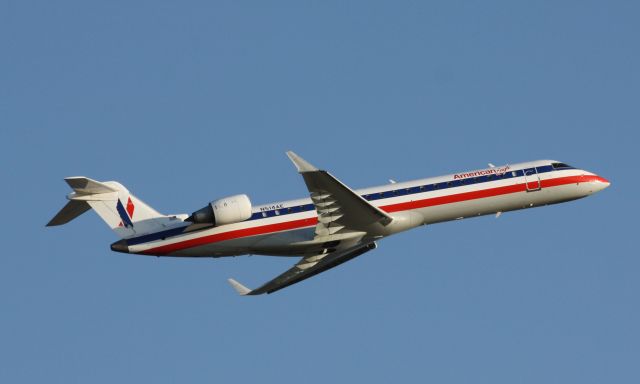 Canadair Regional Jet CRJ-700 (N514AE)