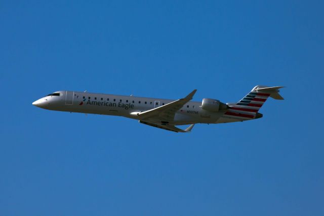 Canadair Regional Jet CRJ-700 (N507AE)